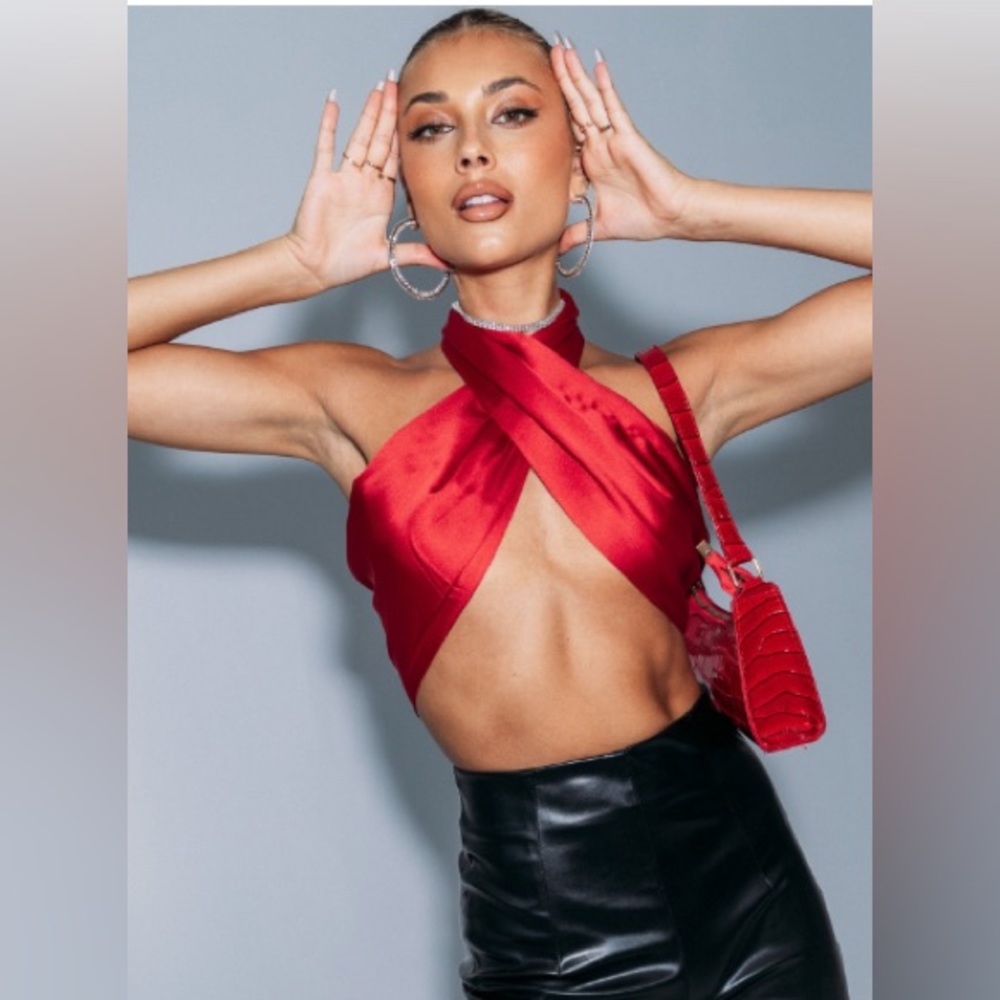 saxon top red